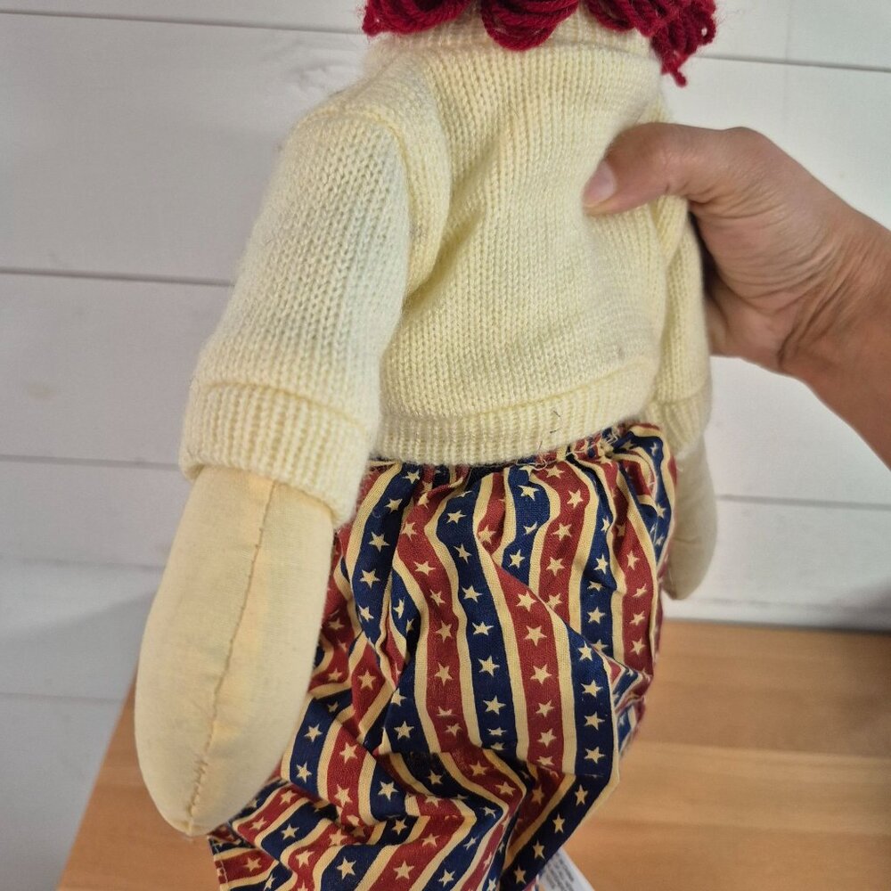 Vintage Raggedy Ann Sitting Doll With Patriotic Outfit Red Yarn Hair Doll 18" - Picture 5 of 6